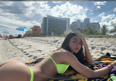 Baddie bum pornstar nice pics