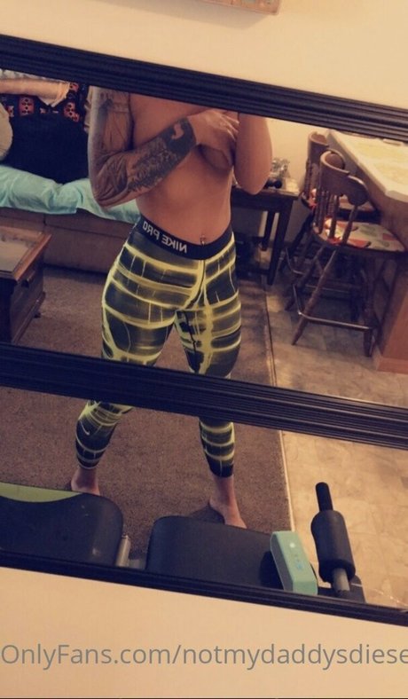 Notmydaddysdiesel pornstar hd pic