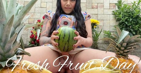 Jessie Ross pornstar hd pictures