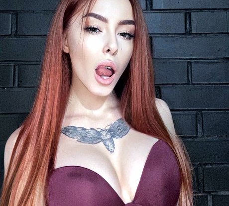 leana model model nude image