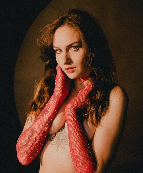 Stfuhales adult star img