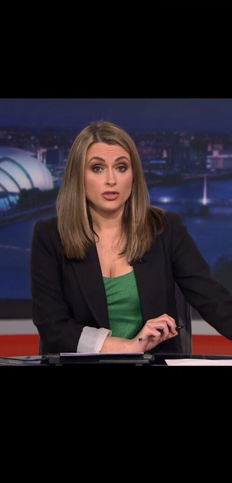 Anne Lundon hd pornstar img