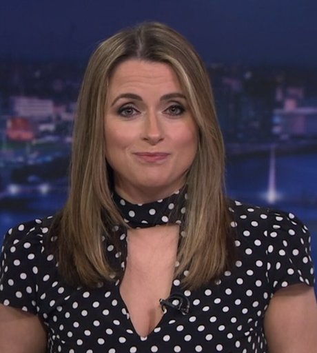 Anne Lundon sexy model pics