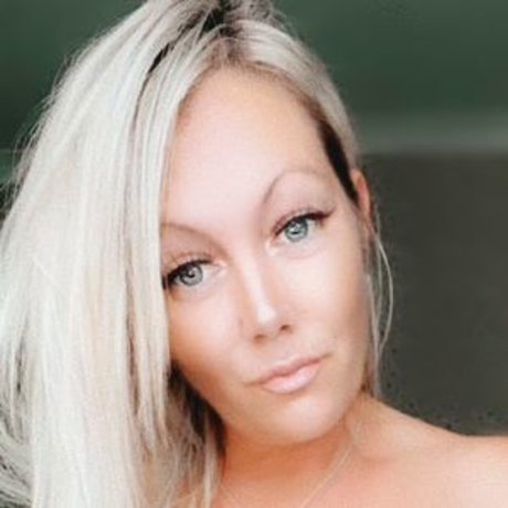 Leaxxxxx adult actress image