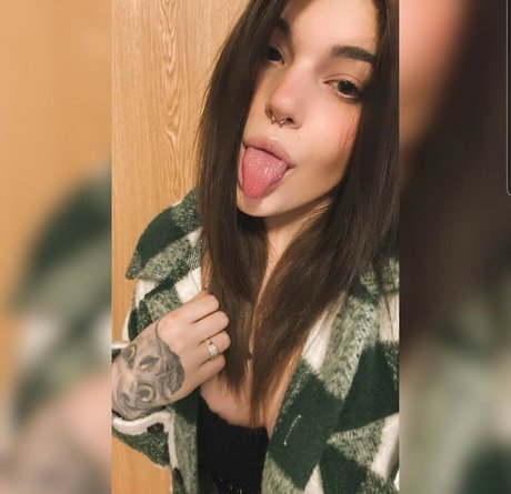 callmehoneykk nudes star archive