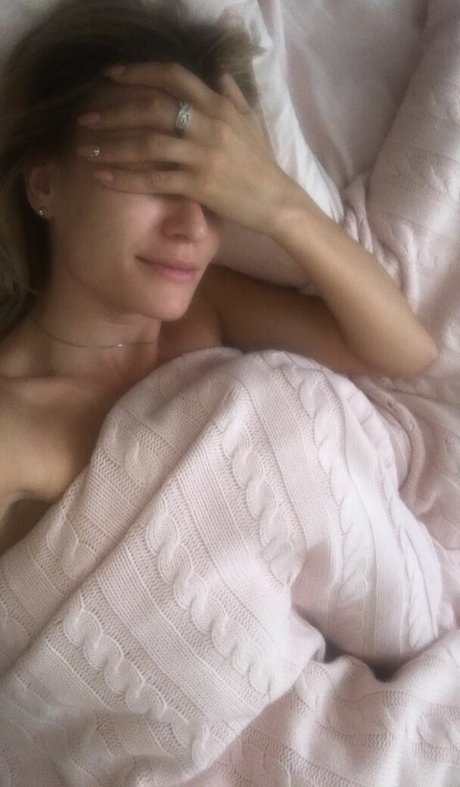 Olia Tira nice star picture