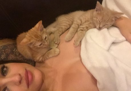 Lauren Bedford Russell star free img