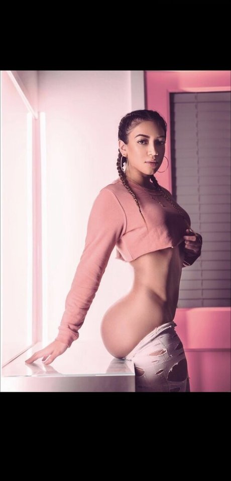 Itsnota lie pretty model image