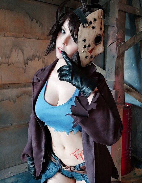 Helly Von Valentine hd model gallery