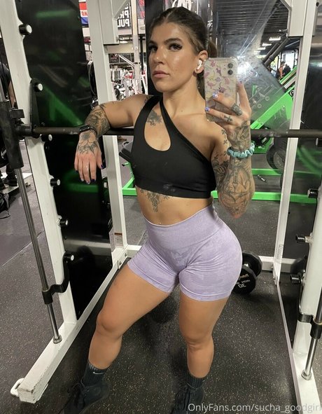 SuchaGoodGirlDanie naked pornstar pictures