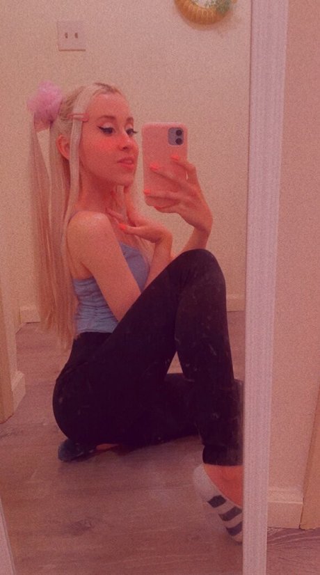 Faeriequeens art actress picture