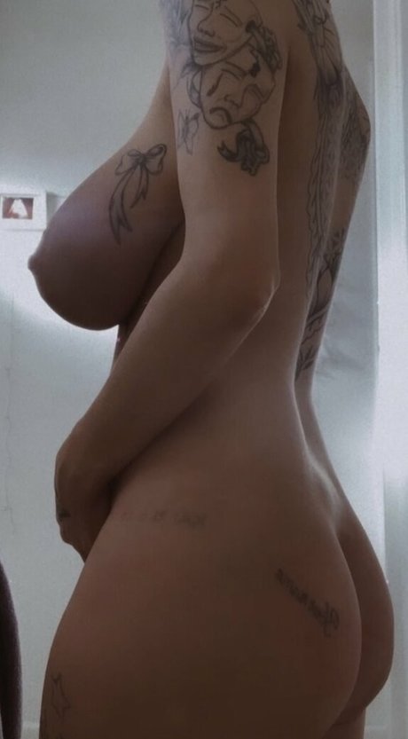 InkedKo model hot images