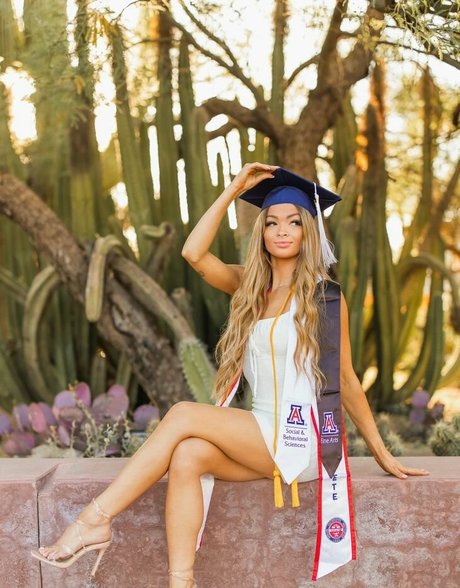 TheAugustAngelUofA high quality star pics