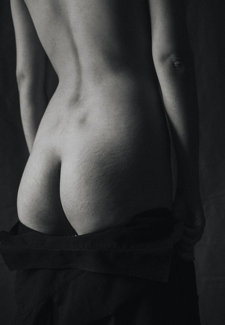 Valeria Shashenok model photo