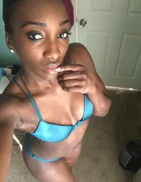 Dnay Baptiste star xxx archive