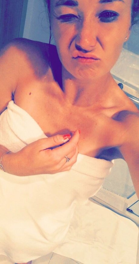 Julia Glushko model naked gallery