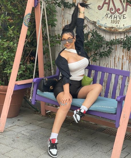 Wejdan Benarous model picture