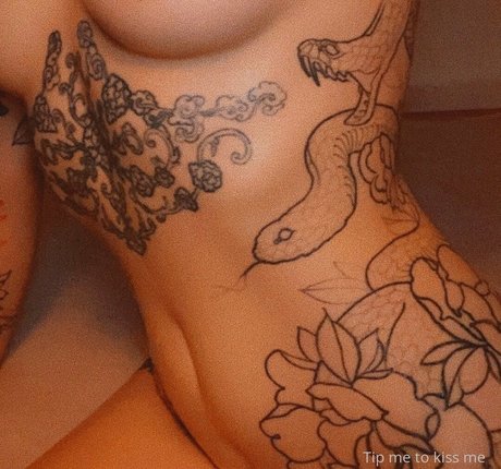 Lunachrissy pornographic star photo