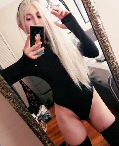 Rumeru star porn pics