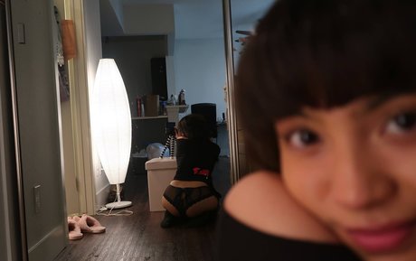 popushi hot model photo