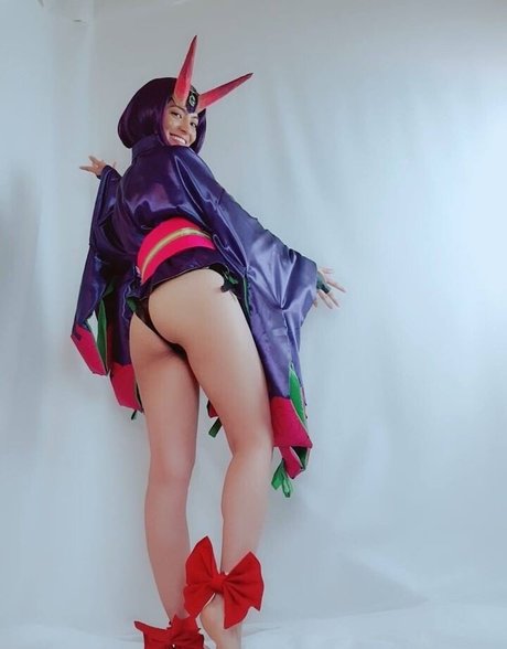 popushi star erotic photo