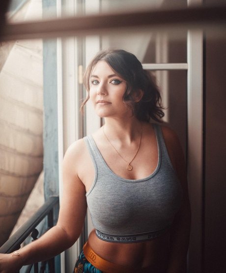 Eleonore Costes perfect pornstar gallery