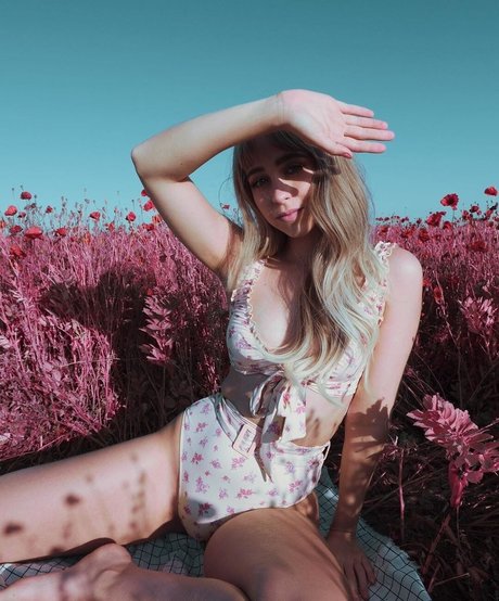 Musicalethan best model photos