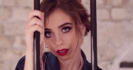 Musicalethan model nude image