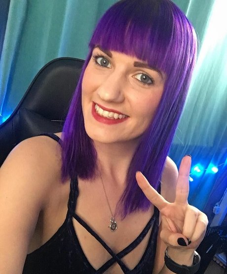 Boardgameyogi star sexy gallery