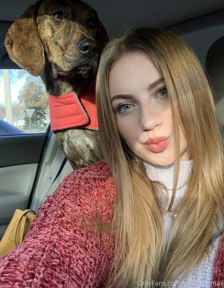 Pumasbutthole xxx model image