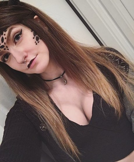 Lumenti hot star img