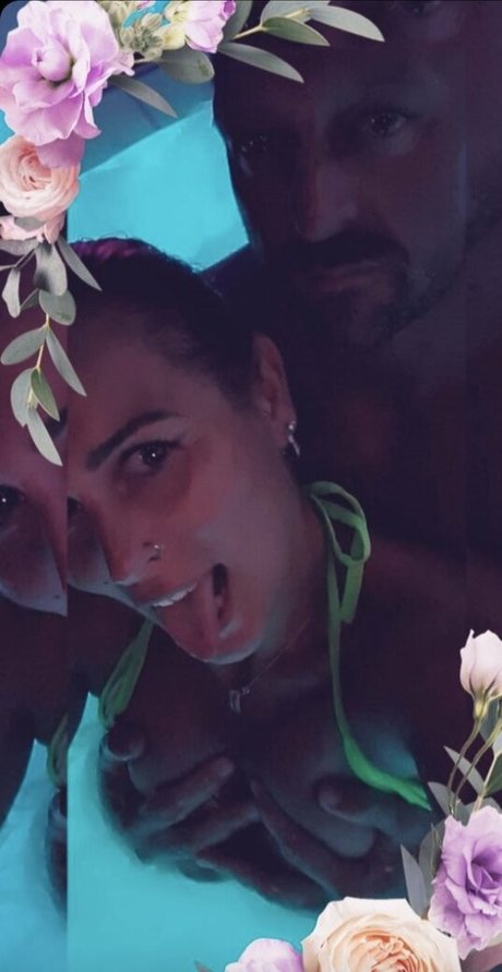 ukhotwife nude pornstar pics