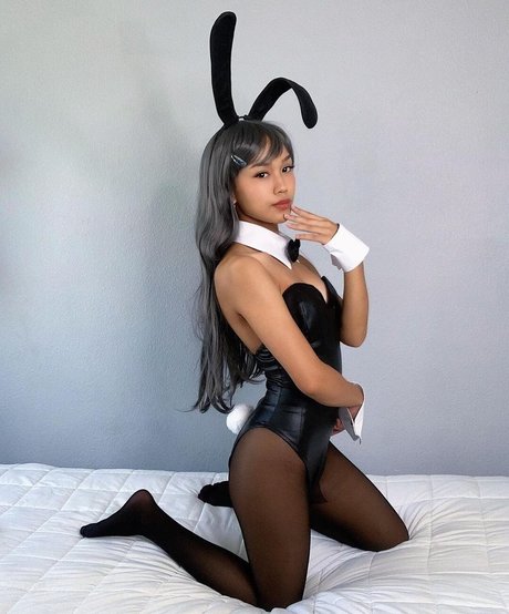 Tori Pareno pornstar erotic archive