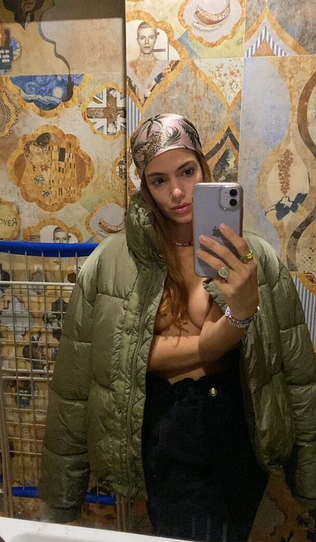 rennaacer free actress pic