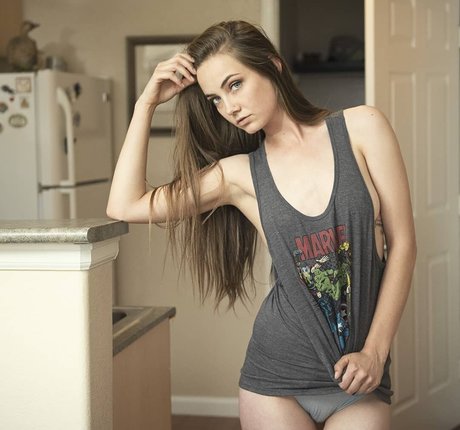 JaymeUltd model adult pics