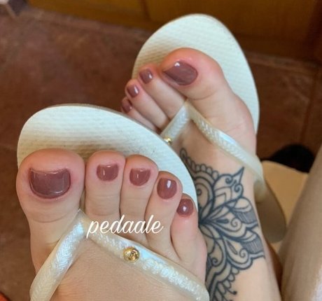 Pedaale star porn galleries