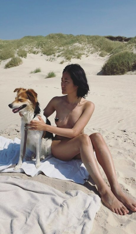 Nakiesheri xxx model images