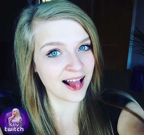 Sintica hot pornstar photo