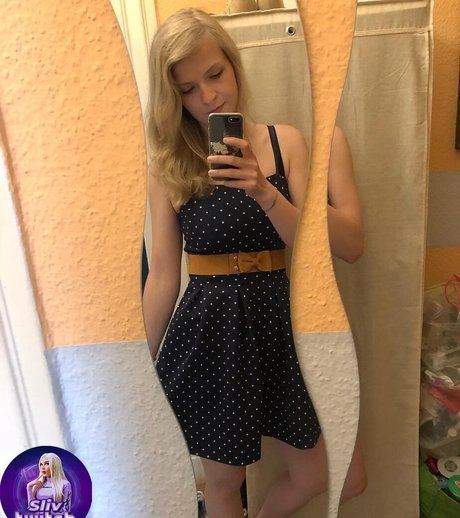 Sintica pretty pornstar images