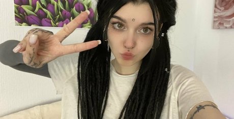 Anna Werty nice actress img