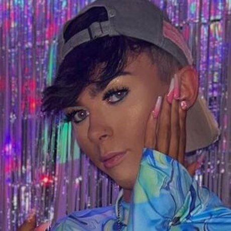 dolladills star sexy img