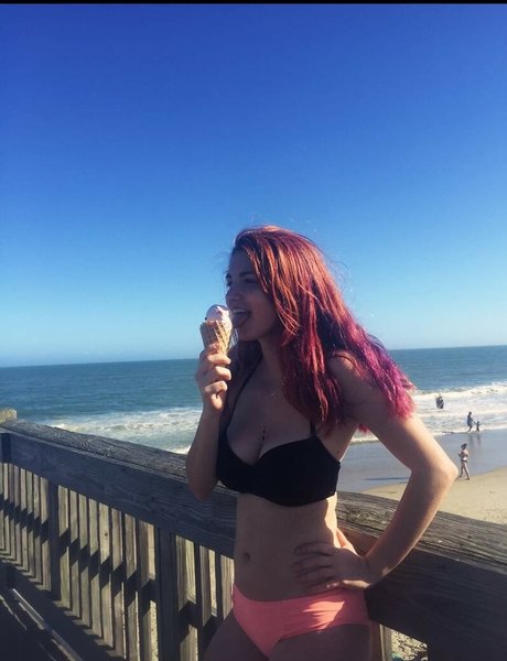 Noah Ivy hot actress archive