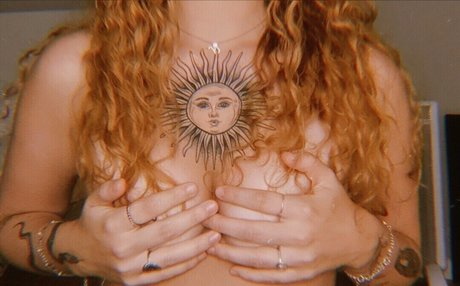 Anna Clara Camargo star naked photo