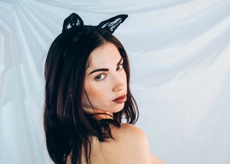 Anais Palacios art actress pictures