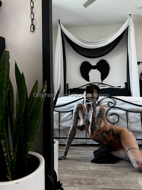 Dippedinpoison star sexy pictures