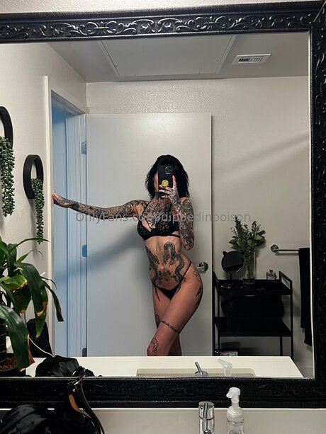 Dippedinpoison hd model photo