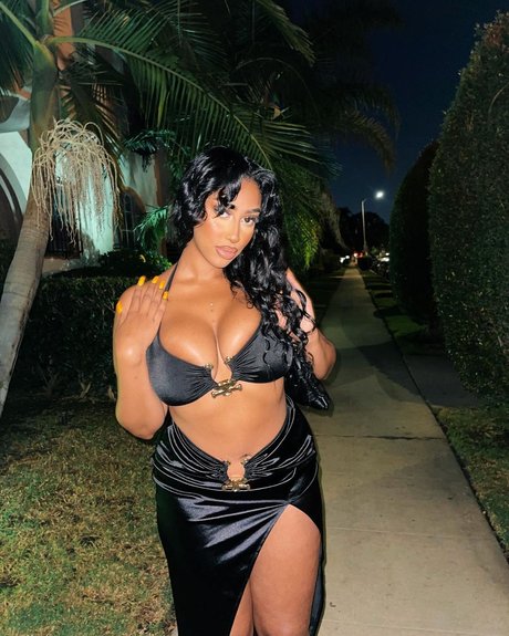 iLLi y best pornstar photos