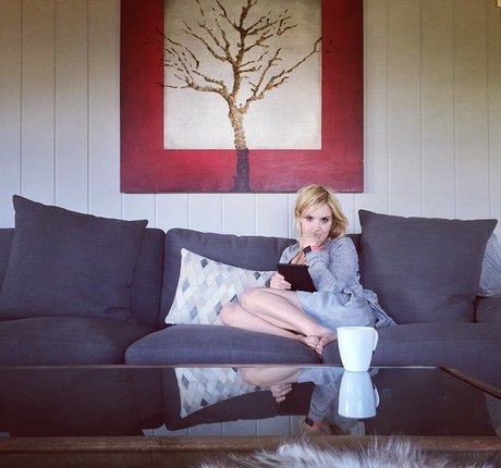 Brea Grant high quality actress picture