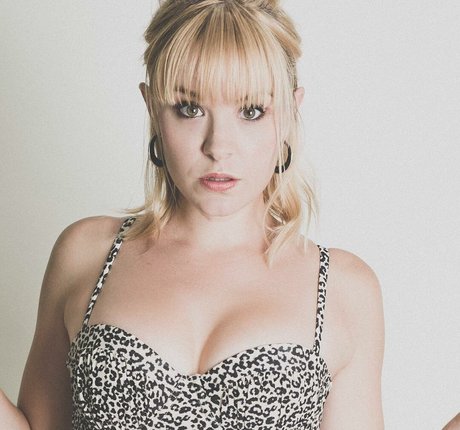 Brea Grant pornographic model photos