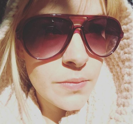 Brea Grant star pretty photos